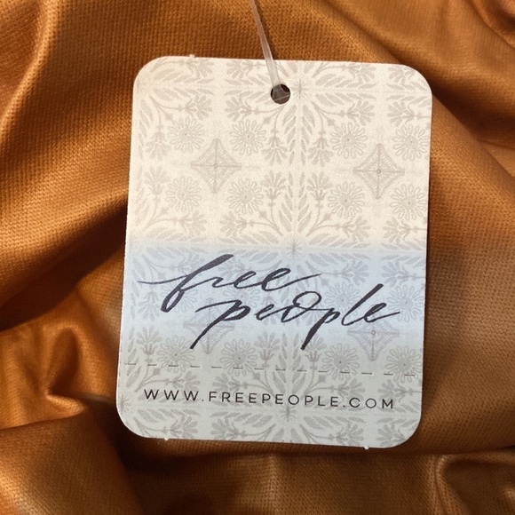 Free People Ride Along Ruched Crop Tank NWT - Picture 8 of 11